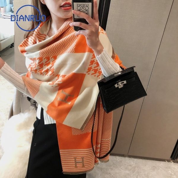 dianruo autumn winter new color matching korean cashmere scarf for women's warm shawl fashion thickened neck q381 201224, Blue;gray
dianruo autumn winter new color matching korean cashmere scarf for women's warm shawl fashion thickened neck q381 201224, Blue;gray