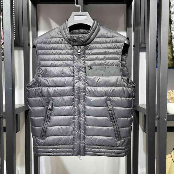 Men's Vests maya mens Fashion Down Printed letter cap Womens Vest france brand Outerwear Winter Waterproof Coats RSXD, Black;white
Men's Vests maya mens Fashion Down Printed letter cap Womens Vest france brand Outerwear Winter Waterproof Coats RSXD, Black;white