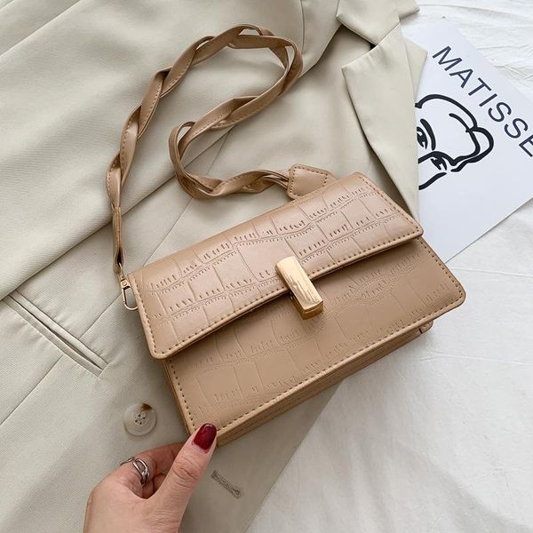clutch bags 2021 female trend wild ins single shoulder messenger bag fashion small square handbags
clutch bags 2021 female trend wild ins single shoulder messenger bag fashion small square handbags