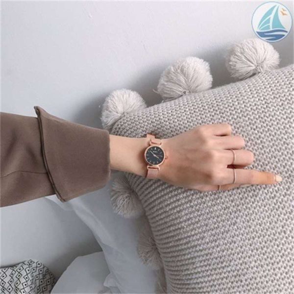 female star sky simple atmosphere mechanical quartz watch student korean version, Slivery;brown
female star sky simple atmosphere mechanical quartz watch student korean version, Slivery;brown