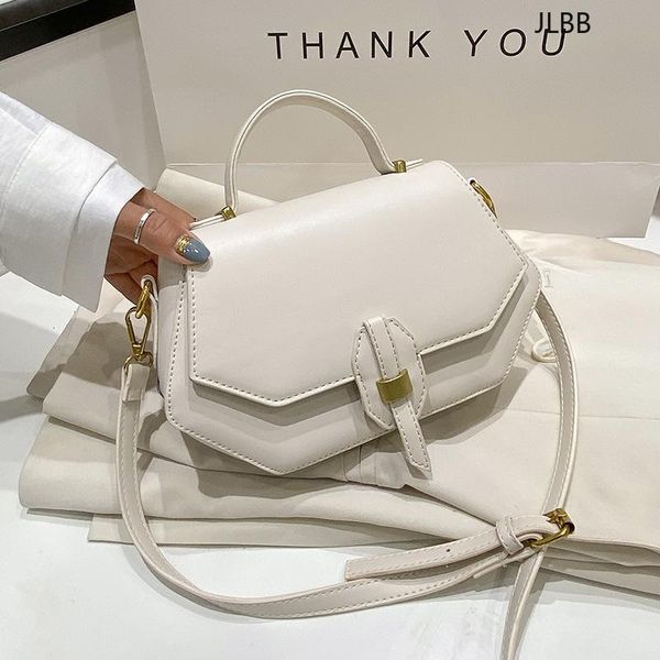 retro ladies shoulder bag 2021 pure color handbag ladies casual leather handbag fashion trend crossbody bag
retro ladies shoulder bag 2021 pure color handbag ladies casual leather handbag fashion trend crossbody bag
