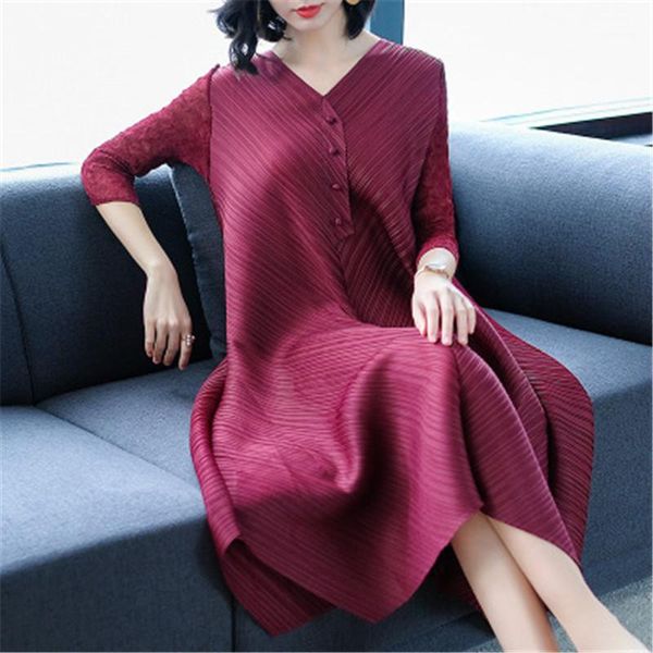 casual dresses 2021 spring women's loose large size miyak folds long fashion temperament elegant mother dress1, Black;gray
casual dresses 2021 spring women's loose large size miyak folds long fashion temperament elegant mother dress1, Black;gray
