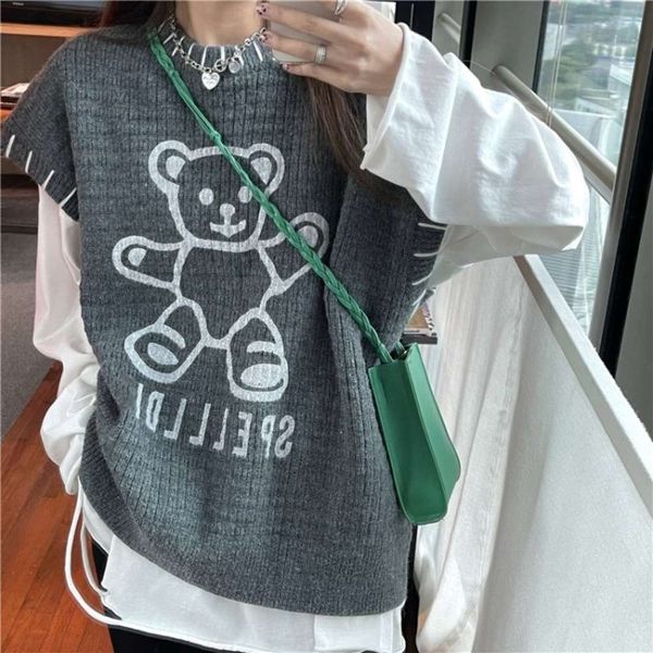 2021 early spring new korean version cute little bear knitted coat wool vt, Black;white
2021 early spring new korean version cute little bear knitted coat wool vt, Black;white