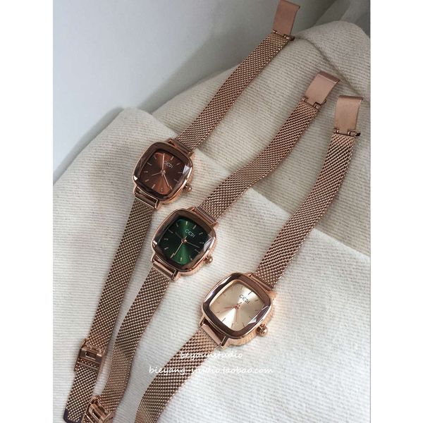 another a82 korean simple minority chic fashion ins wind net red tide current square quartz watch for female students, Slivery;brown
another a82 korean simple minority chic fashion ins wind net red tide current square quartz watch for female students, Slivery;brown