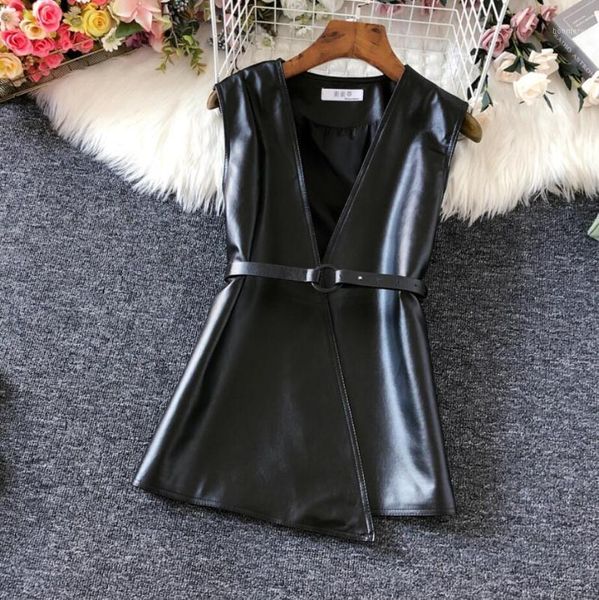 fashion elegant pu leather v-neck vest jacket spring autumn women slim waistcoat with belt s5161, Black;white
fashion elegant pu leather v-neck vest jacket spring autumn women slim waistcoat with belt s5161, Black;white