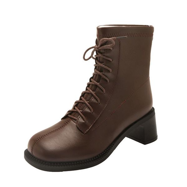 2021 the new quality black leather ankle boots for women fashion square toe high heels woman waterproof shoes yfeq
2021 the new quality black leather ankle boots for women fashion square toe high heels woman waterproof shoes yfeq