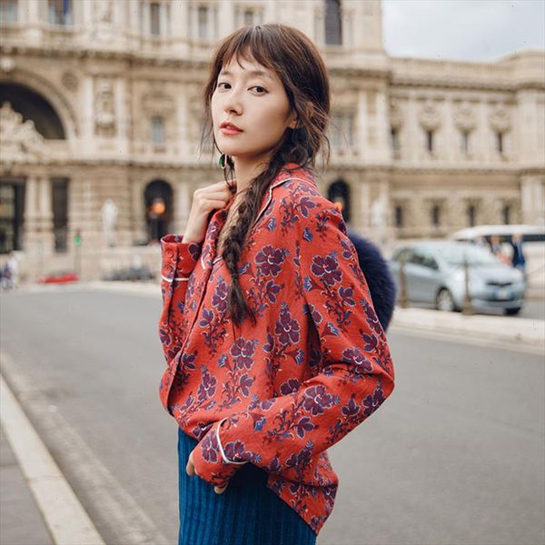 inman spring autumn lapel retro style flower printing lazy wind long sleeve women blouse drop shipping, White
inman spring autumn lapel retro style flower printing lazy wind long sleeve women blouse drop shipping, White