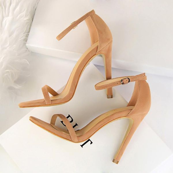 2020 women size 40 extreme 11cm high heels fetish sandals female gladiator strap shoes lady nude valentine platform pumps1, Black
2020 women size 40 extreme 11cm high heels fetish sandals female gladiator strap shoes lady nude valentine platform pumps1, Black