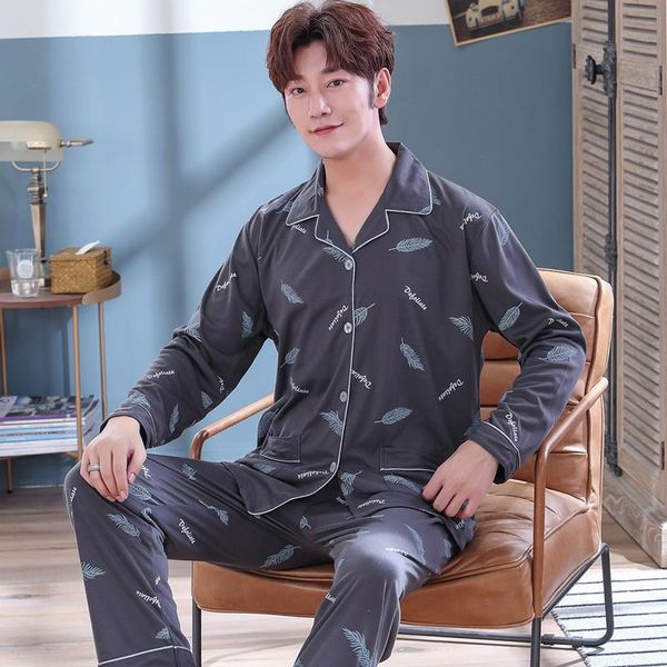 men's printed cotton pajamas set, large size 5xl, long sleeve autumn and winter pajamas, men's family clothing, casual wear, Black;brown
men's printed cotton pajamas set, large size 5xl, long sleeve autumn and winter pajamas, men's family clothing, casual wear, Black;brown
