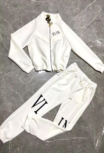 2019 новый летний bodycon две чашки установите zipper куртки письмо женщины сексуальная куртка vestidos элегантная знаменитость вечеринка, Black;brown
2019 новый летний bodycon две чашки установите zipper куртки письмо женщины сексуальная куртка vestidos элегантная знаменитость вечеринка, Black;brown