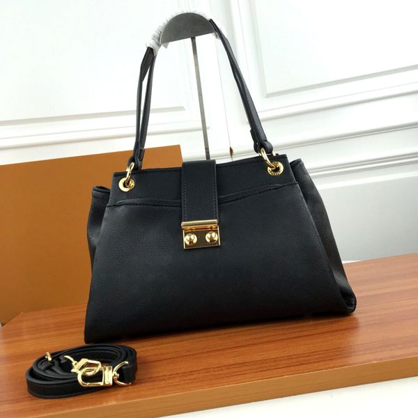 new fashion designer luxury women bags shoulder bags crossbody bag handbags high-quality leather fall winter show catwalk 66822
new fashion designer luxury women bags shoulder bags crossbody bag handbags high-quality leather fall winter show catwalk 66822