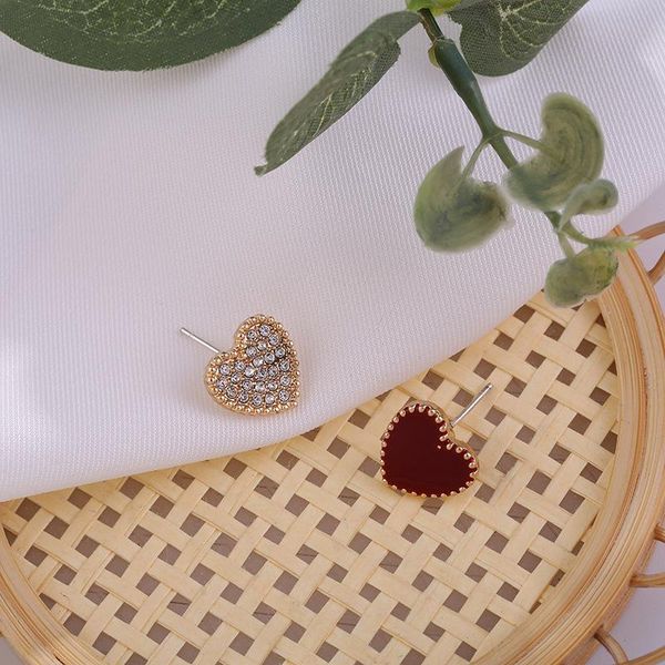 stud 2021 korean simple shiny zicron crystal love heart earrings for women students elegant cute boucle d'oreille jewelry, Golden;silver
stud 2021 korean simple shiny zicron crystal love heart earrings for women students elegant cute boucle d'oreille jewelry, Golden;silver
