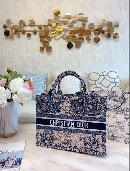 2019 shopper original famous canvas luxurys handbags shoulder designer women purses handbag bag bags shopper tote ladies crossbody 0706 qbhe
2019 shopper original famous canvas luxurys handbags shoulder designer women purses handbag bag bags shopper tote ladies crossbody 0706 qbhe