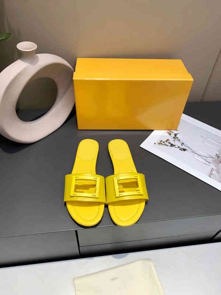 slippers slides signature slippers banded sandals material decorated with a leather baguette pattern of the same color vjkt, Black
slippers slides signature slippers banded sandals material decorated with a leather baguette pattern of the same color vjkt, Black