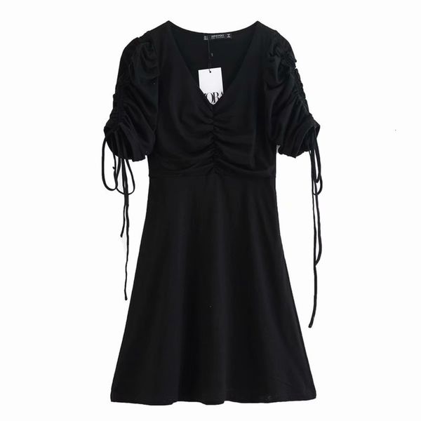 drawstring autumn new sleeve style lambleg dress, Black;gray
drawstring autumn new sleeve style lambleg dress, Black;gray