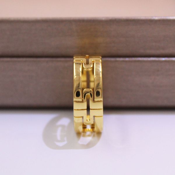 2022 fashion stainless steel spring cylindrical ceramic matching ring men and women classic jewelry, Silver
2022 fashion stainless steel spring cylindrical ceramic matching ring men and women classic jewelry, Silver