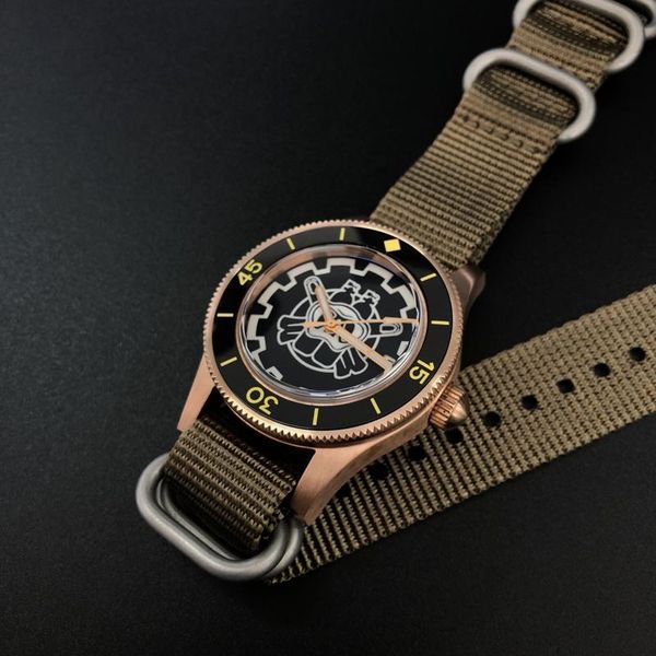 steeldive diver watch shark 300m дайвинг matic watch sapphire crystal c3 светящаяся германия cusn8 олово бронзовые механические часы jllnw, Silver
steeldive diver watch shark 300m дайвинг matic watch sapphire crystal c3 светящаяся германия cusn8 олово бронзовые механические часы jllnw, Silver