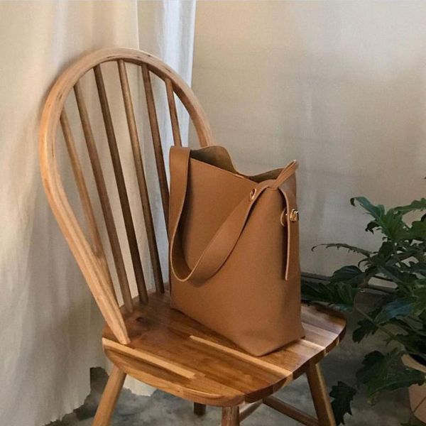 fashion pu leather women's handbags large capacity designer casual ladies tote female bucket new women shoulder bag designer bag
fashion pu leather women's handbags large capacity designer casual ladies tote female bucket new women shoulder bag designer bag