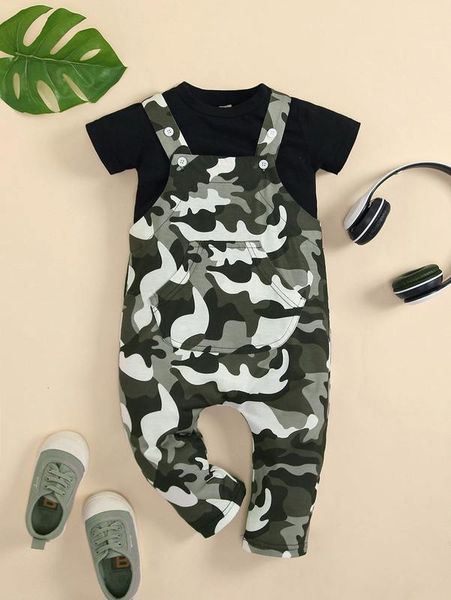 baby solid tee & camo print kangaroo pocket overalls she, White