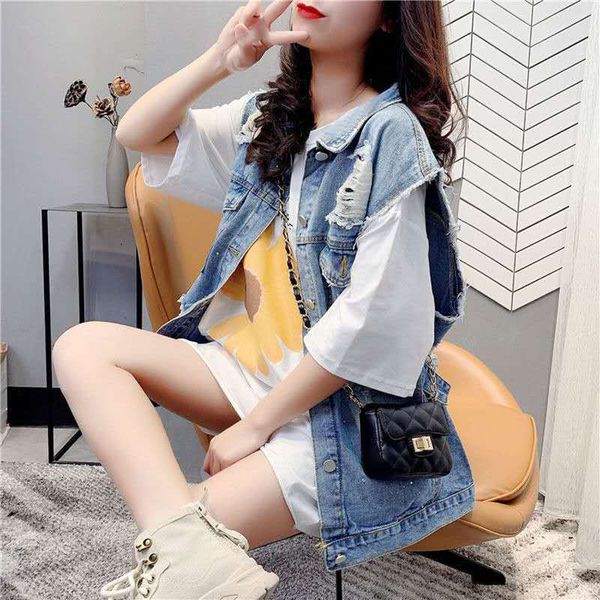 new spring denim vest women's coat vintage single-breasted hole sleeveless casual jeans jackets coats waistcoat, Black;brown
new spring denim vest women's coat vintage single-breasted hole sleeveless casual jeans jackets coats waistcoat, Black;brown