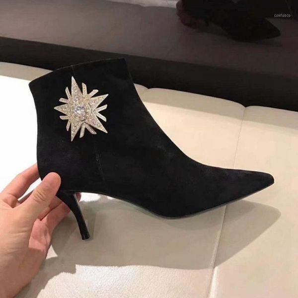 comfortable pointed toe ankle starfish button thin heel boots fashionable prom women shoes1, Black
comfortable pointed toe ankle starfish button thin heel boots fashionable prom women shoes1, Black