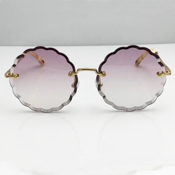2021 fashion oversized women sunglasses new round thick lens original sun glass brand name designer luxury party glasses shades 37in, White;black
2021 fashion oversized women sunglasses new round thick lens original sun glass brand name designer luxury party glasses shades 37in, White;black