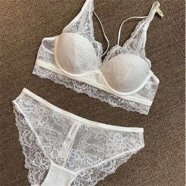 autumn and winter new french lace underwear thin half cup breathable gathered embroidery suit bra c1211, Black;white
autumn and winter new french lace underwear thin half cup breathable gathered embroidery suit bra c1211, Black;white