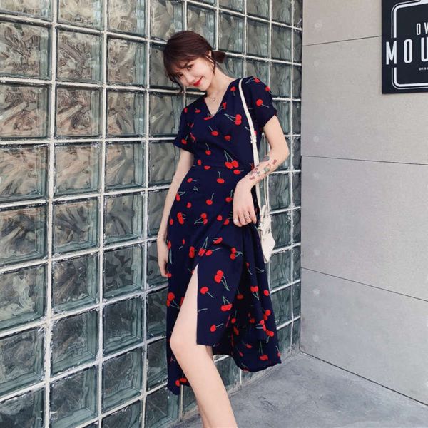 autumn 2020 new women spring and light mature style french wrap dress temperament goddess chiffon mid long skirt, Black;gray
autumn 2020 new women spring and light mature style french wrap dress temperament goddess chiffon mid long skirt, Black;gray