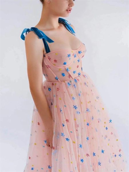 summer women tube style pink high waist sleeveless spaghetti strap sequin lace mesh dresses vintage clothing, Black;gray
summer women tube style pink high waist sleeveless spaghetti strap sequin lace mesh dresses vintage clothing, Black;gray