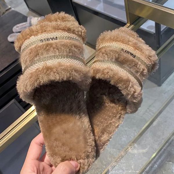 2020 new fur indoor house slippers flip flops for women wear 2020 winter girl heart flat bottomed open toe quality, Black
2020 new fur indoor house slippers flip flops for women wear 2020 winter girl heart flat bottomed open toe quality, Black