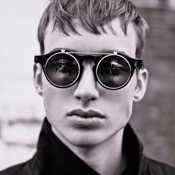 sunglasses 2021 fashion vintage round steampunk flip up classic double layer clamshell design sun glasses, White;black
sunglasses 2021 fashion vintage round steampunk flip up classic double layer clamshell design sun glasses, White;black