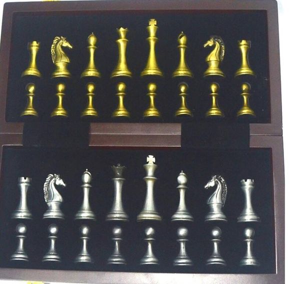 High-quality Non-magnetic Chess Foldable Board Puzzle Board Game Toy Chess High-end Gift Metal Chess Pieces High Quality