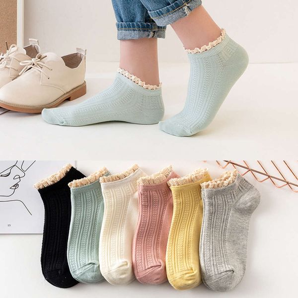 autumn and winter 2020 new pure color boat women lace breathable cotton socks straight, Black;white
autumn and winter 2020 new pure color boat women lace breathable cotton socks straight, Black;white