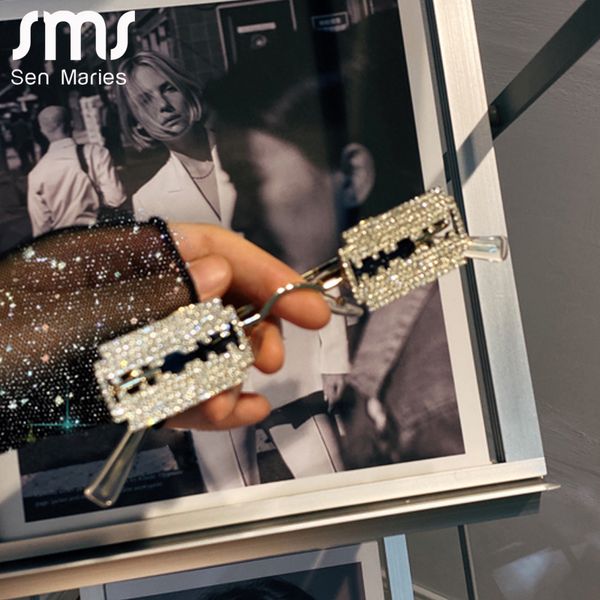 2020 retro sunglasses women brand designer diamond rimless sun glasses shades rhinestone lens ladies frameless eyeglasses
2020 retro sunglasses women brand designer diamond rimless sun glasses shades rhinestone lens ladies frameless eyeglasses