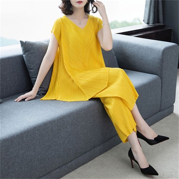 female yellow two-piece clothing with a wide leg high-quality pants femme pantalon elegant women's suit a2lq, White
female yellow two-piece clothing with a wide leg high-quality pants femme pantalon elegant women's suit a2lq, White
