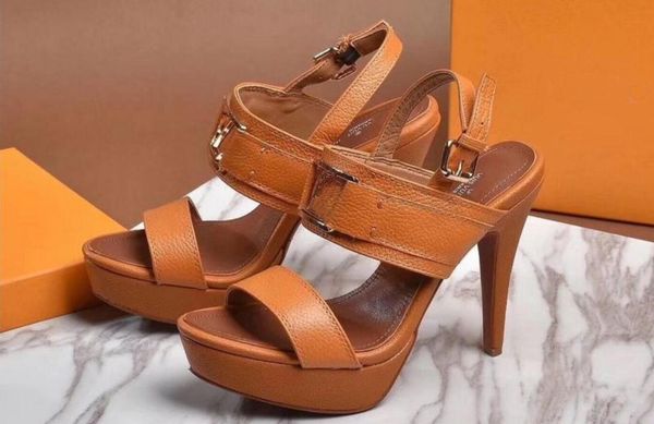 new high-end leather ladies non-slip rubber sole sandals 12cm underwater 2.5cm italian wear-resistant two kinds of high heels r l, Black
new high-end leather ladies non-slip rubber sole sandals 12cm underwater 2.5cm italian wear-resistant two kinds of high heels r l, Black