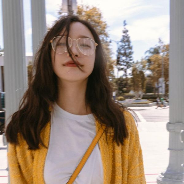 blue glasses female nini round without makeup glass frame can match a particular myopia is male money prescription, Black
blue glasses female nini round without makeup glass frame can match a particular myopia is male money prescription, Black