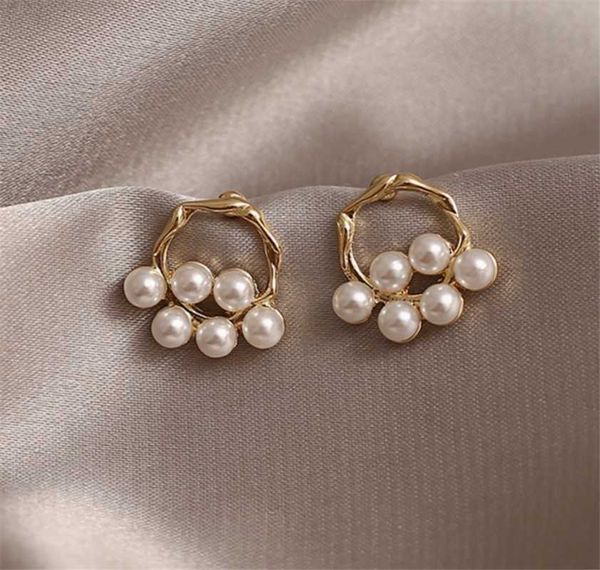 stud s925 needle korea design earrings metal geometric irregular circle teardrop simulated pearl for women girl gift, Golden;silver
stud s925 needle korea design earrings metal geometric irregular circle teardrop simulated pearl for women girl gift, Golden;silver