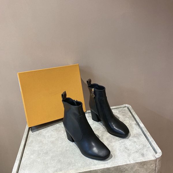 women luxurys designers 2020 high heel desert boots fashion lace up martin boots short heels flat ankle boots wrgedrge, Black
women luxurys designers 2020 high heel desert boots fashion lace up martin boots short heels flat ankle boots wrgedrge, Black