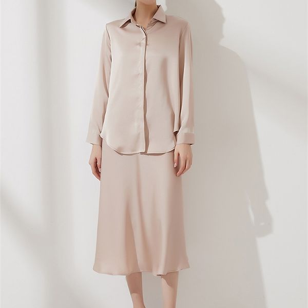 wixra women satin long sleeve turn down collar blouse + high waist a line skirt summer autumn female ol style 2 piece set 211221, White
wixra women satin long sleeve turn down collar blouse + high waist a line skirt summer autumn female ol style 2 piece set 211221, White