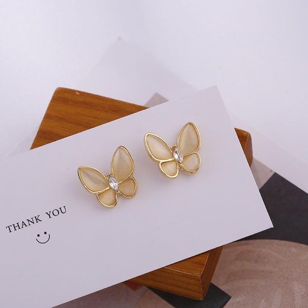 stud 2021 arrival resin crystal butterfly earrings for women or girls wedding brides jewelry gift cute boucle d'oreille, Golden;silver
stud 2021 arrival resin crystal butterfly earrings for women or girls wedding brides jewelry gift cute boucle d'oreille, Golden;silver
