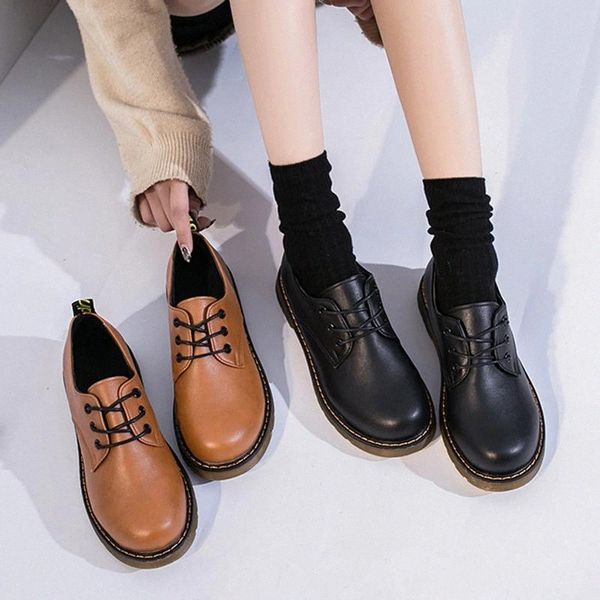 2020 spring woman oxford shoes pu leather lace up casual shoes platform sewing work brown black flats zapatos mujer 8006n #ir1r
2020 spring woman oxford shoes pu leather lace up casual shoes platform sewing work brown black flats zapatos mujer 8006n #ir1r