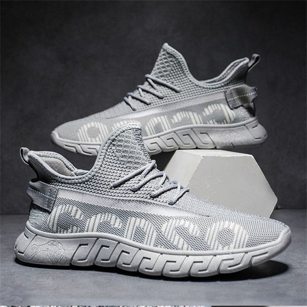2020 spring and summer new sports shoes male flying woven non-slip breathable casual men's shoes net red driving tide shoes
2020 spring and summer new sports shoes male flying woven non-slip breathable casual men's shoes net red driving tide shoes