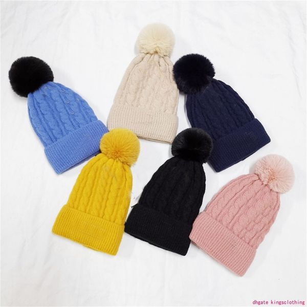 autumn and winter knitted hats men's and women's beanies double-layer thick warm hats designer fashion, Blue;gray
autumn and winter knitted hats men's and women's beanies double-layer thick warm hats designer fashion, Blue;gray