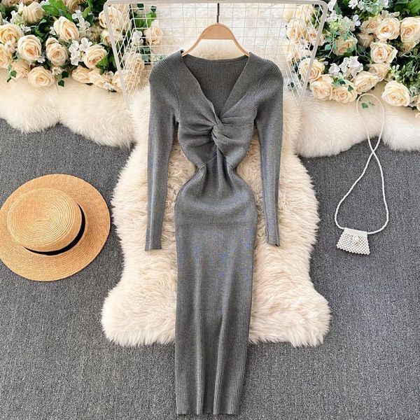 casual dresses knitted sweater dress 2021 fashion women autumn and winter v neck long sleeve twisting package hip vestidos q7011, Black;gray
casual dresses knitted sweater dress 2021 fashion women autumn and winter v neck long sleeve twisting package hip vestidos q7011, Black;gray