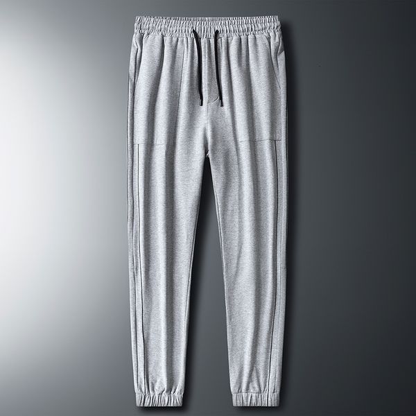 wei new brand in autumn and winter 20 ins fashion youth casual loose men's sports pants, Black
wei new brand in autumn and winter 20 ins fashion youth casual loose men's sports pants, Black