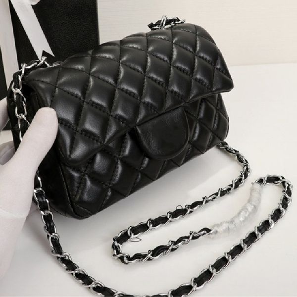 2021 new luxury original design classic retro women's handbag messenger bag black chain shoulder bag ing
2021 new luxury original design classic retro women's handbag messenger bag black chain shoulder bag ing