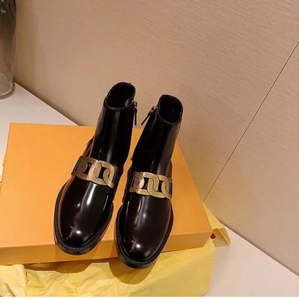 metal buckle boots super martin boots 2020 new side zipper short boots british retro fashion women's shoes, Black
metal buckle boots super martin boots 2020 new side zipper short boots british retro fashion women's shoes, Black