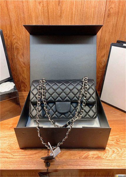 designer quality shoulder luxury female fashion cross high leather bag bag quality female grain 4a dfkum, Red;black
designer quality shoulder luxury female fashion cross high leather bag bag quality female grain 4a dfkum, Red;black