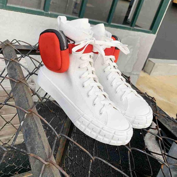 fashion spring and autumn couple casual shoes lin456 mid-length short to ankle leisure shoes retro design triple color casual shoes, Black;red
fashion spring and autumn couple casual shoes lin456 mid-length short to ankle leisure shoes retro design triple color casual shoes, Black;red